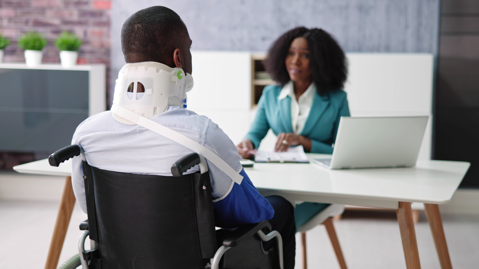 Growing Opportunities For Injury Attorneys To Attract Hispanics Who Are Severely Hurt On The Job From Falls, Slips, and Trips